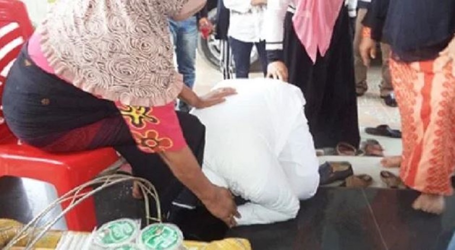 Mak Nak Pinjam Duit Si Anak Untuk Beli Barang Dapur, Jawapan Si Anak Ini Buat Ramai Menangis